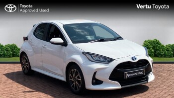 Toyota Yaris 1.5 Hybrid Design 5dr CVT Hybrid Hatchback